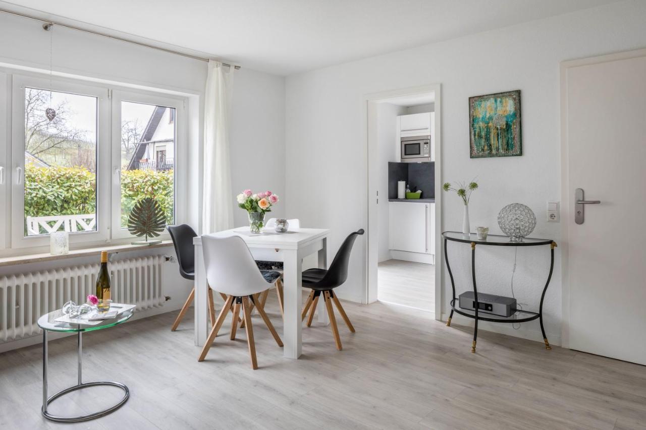 Ferienwohnung Holly Ebringen エクステリア 写真