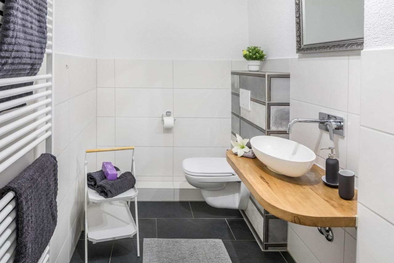 Ferienwohnung Holly Ebringen エクステリア 写真